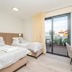 Belle Maison By Homie
