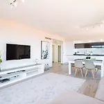 Belle Maison By Homie *
