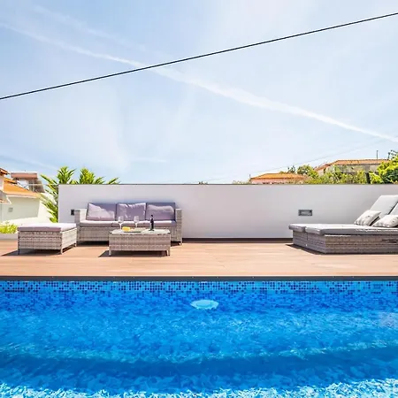 Belle Maison By Homie