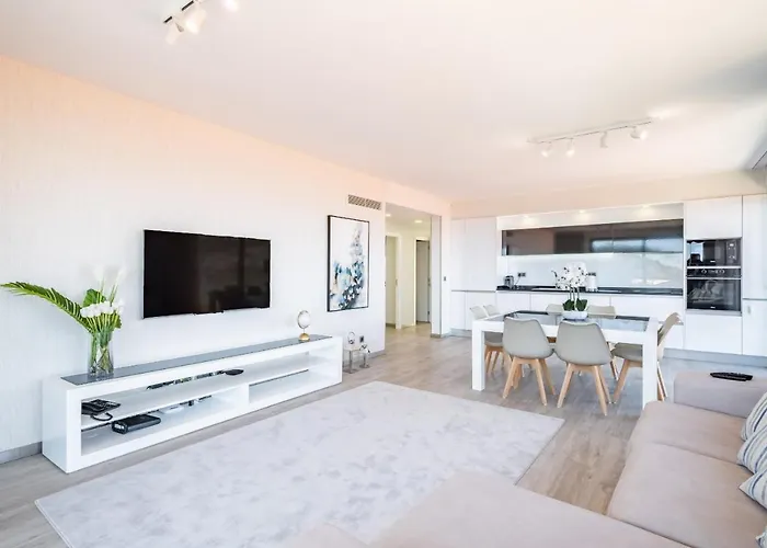 Belle Maison By Homie *