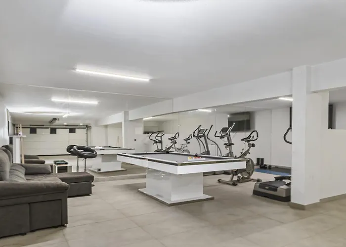 Belle Maison By Homie Vila